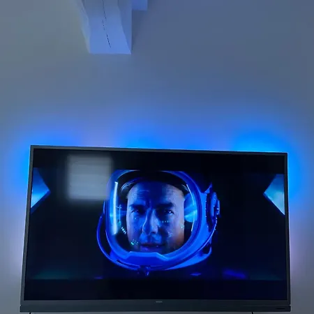 Jolie Maison Margnotine Avec Cour & Parking Prives マリニー＝レ＝コンピエーニュ